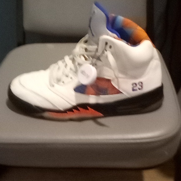 I have a pair of Jordan Retro 5 Orange Peel Size 10 - Picture 3 of 7